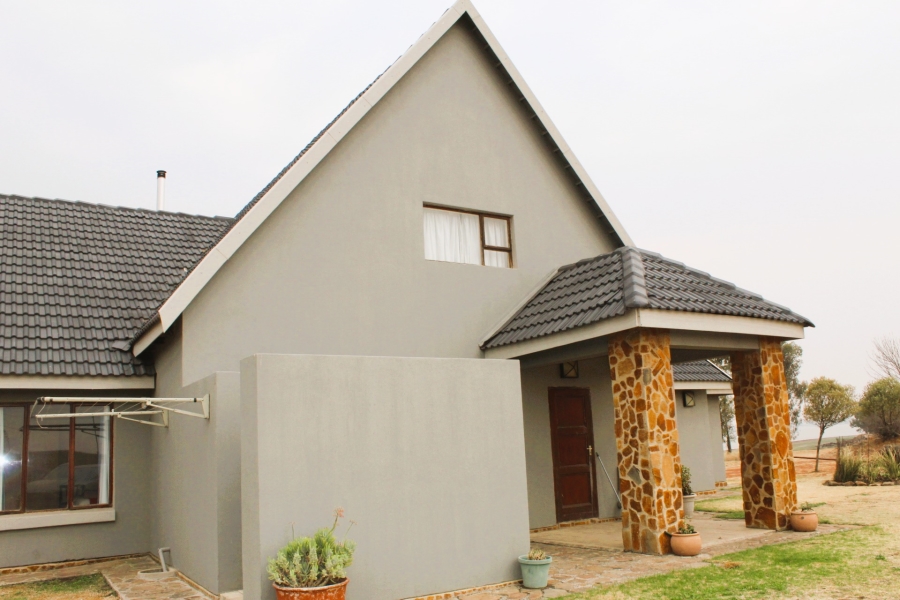 4 Bedroom Property for Sale in Metsimaholo Free State